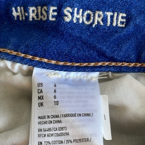 American Eagle Hi-Rise Shortie - Picture 4 of 5